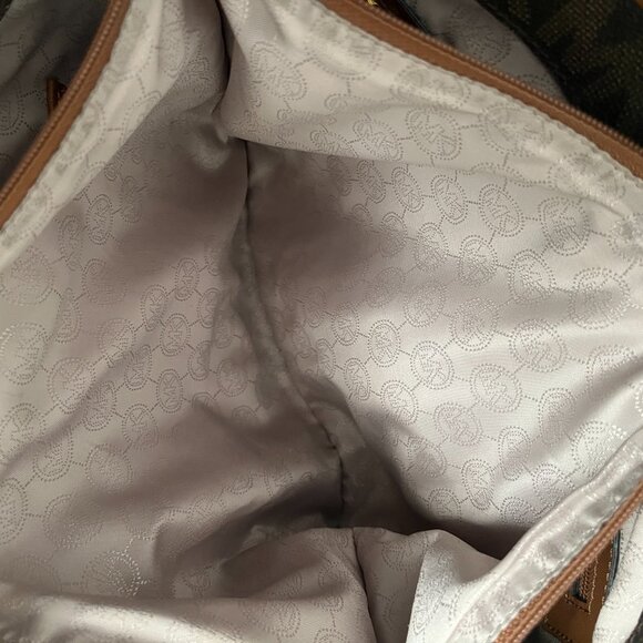 Michael Kors Jet Set MK Signature Brown Medium Top Zip Snap Pocket Tote - Picture 14 of 15